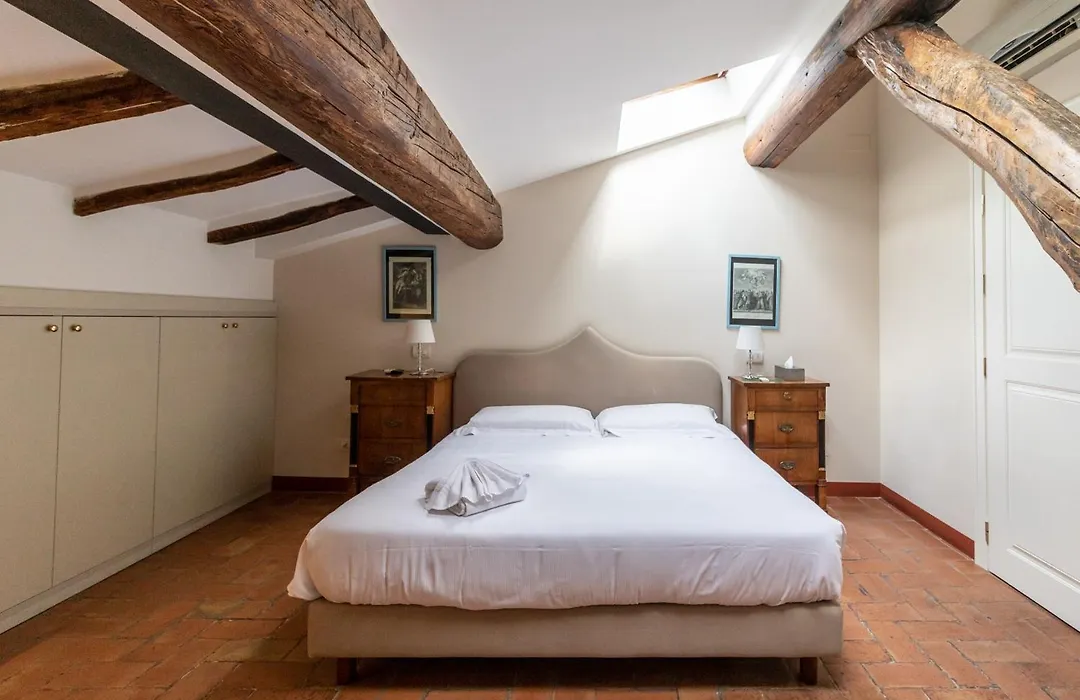 Casa Isolani Guest House Santo Stefano-1